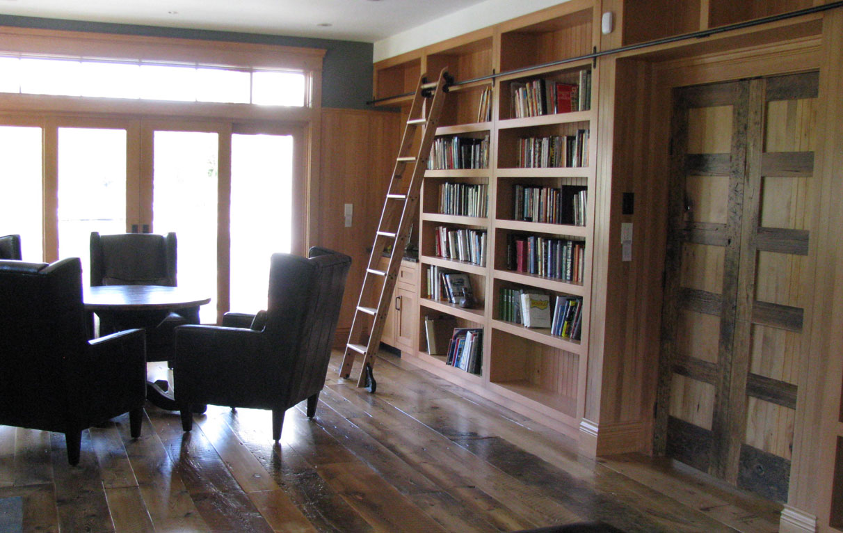 Home library in vacation home